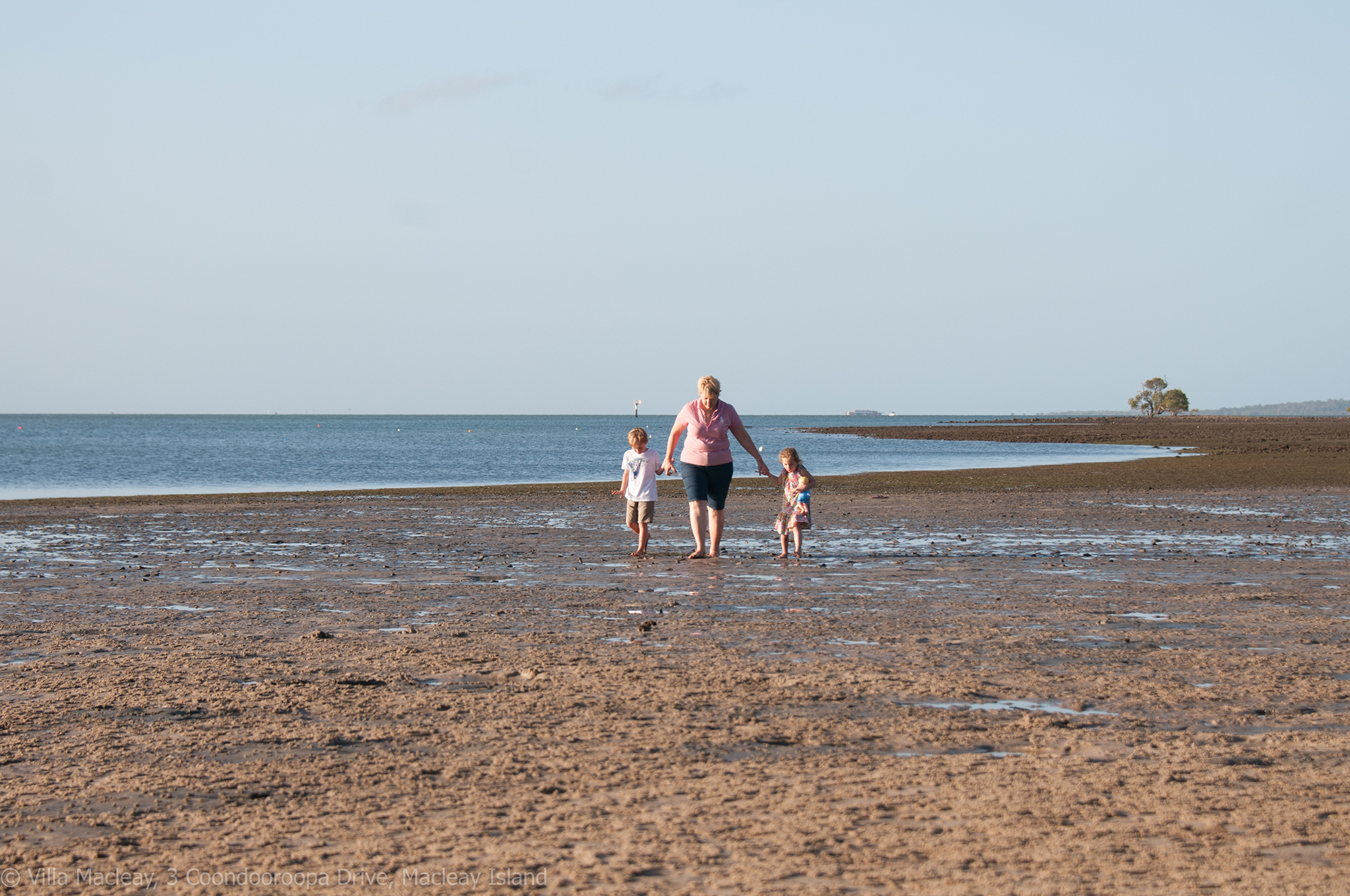 Dalpura beach at low tide